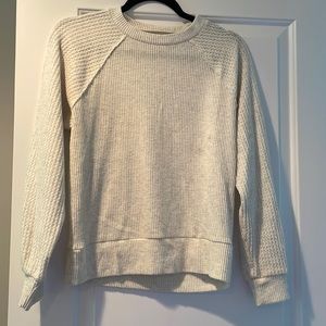 American Eagle Long Sleeve